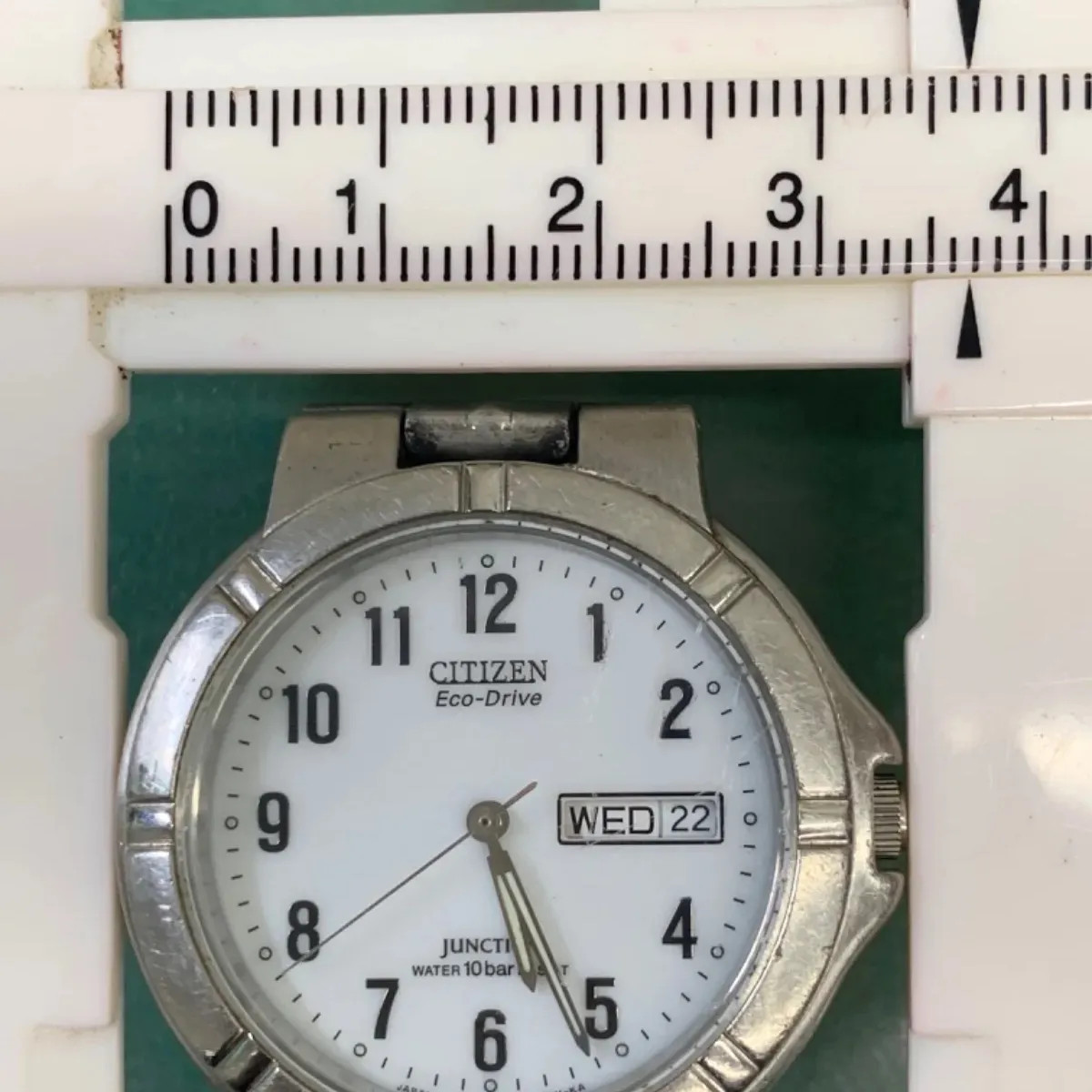 R6-4088 Used Citizen E100