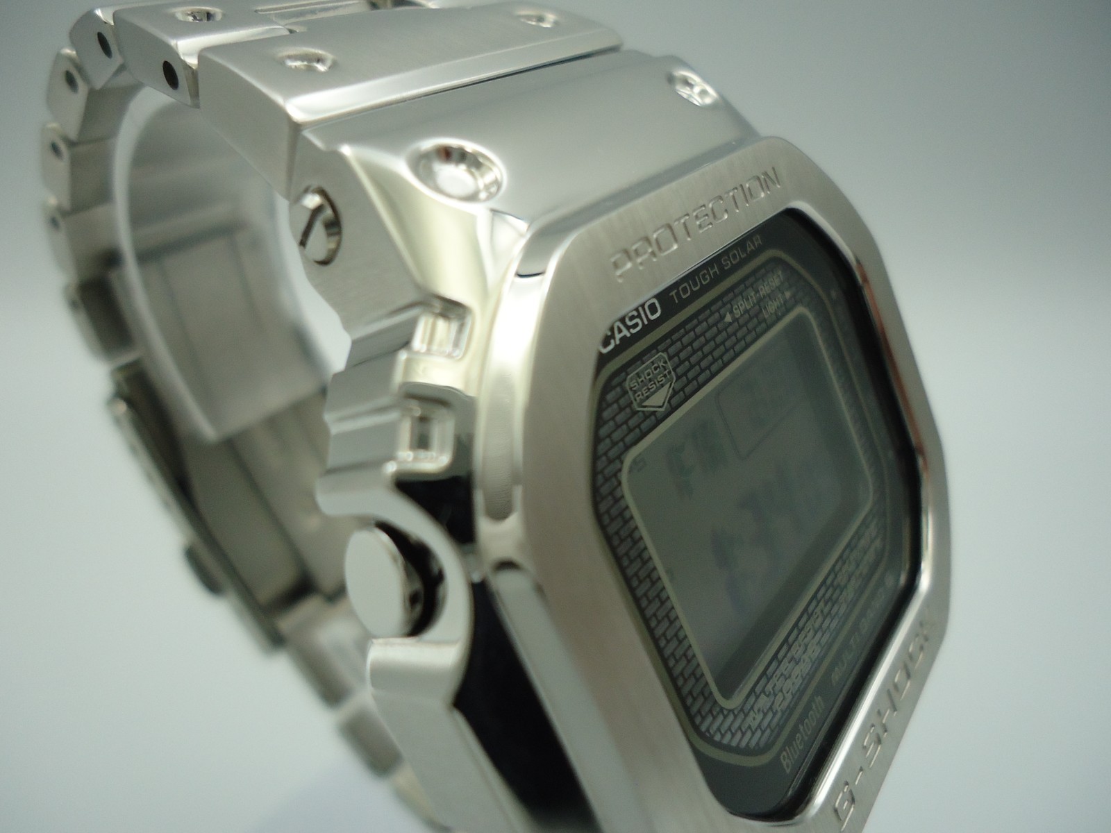 Casio G-Shock GMW-B5000D-1JF Full Metal Bluetooth Solar 5 Links Excellent