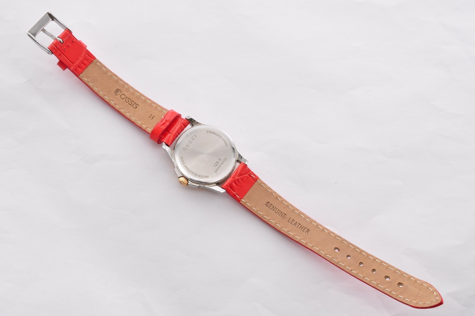 GUCCI 126.5 Quartz Date Pink Shell Women Watch w-10133