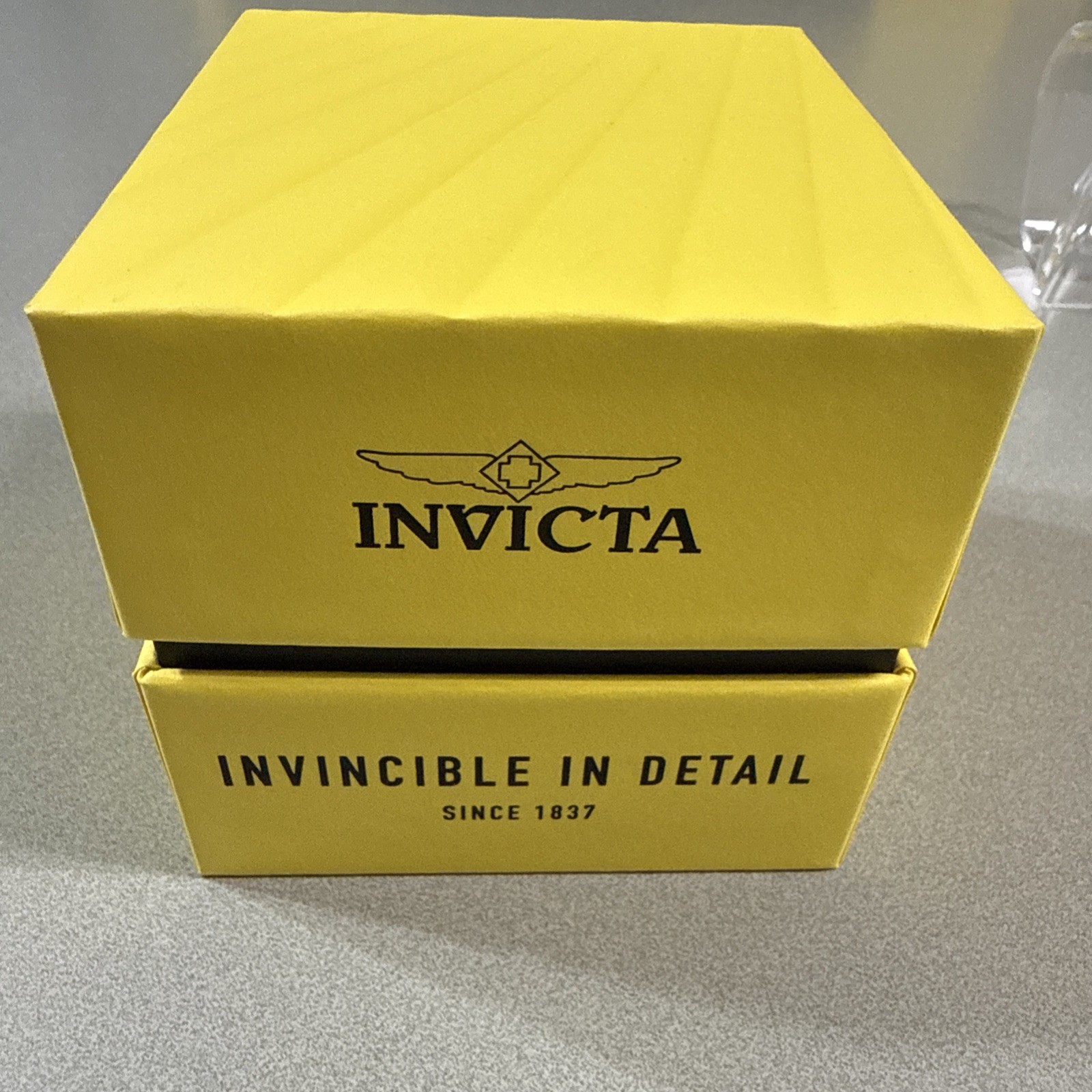 Invicta Bolt Colossus 51 mm, Titanium & Gold Tone, Quartz $699 msrp $409 online