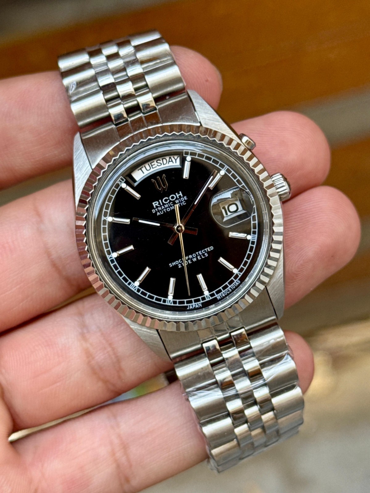 VINTAGE RICOH PRESIDENT AUTOMATIC DAYDATE MEN’S WRIST WATCH