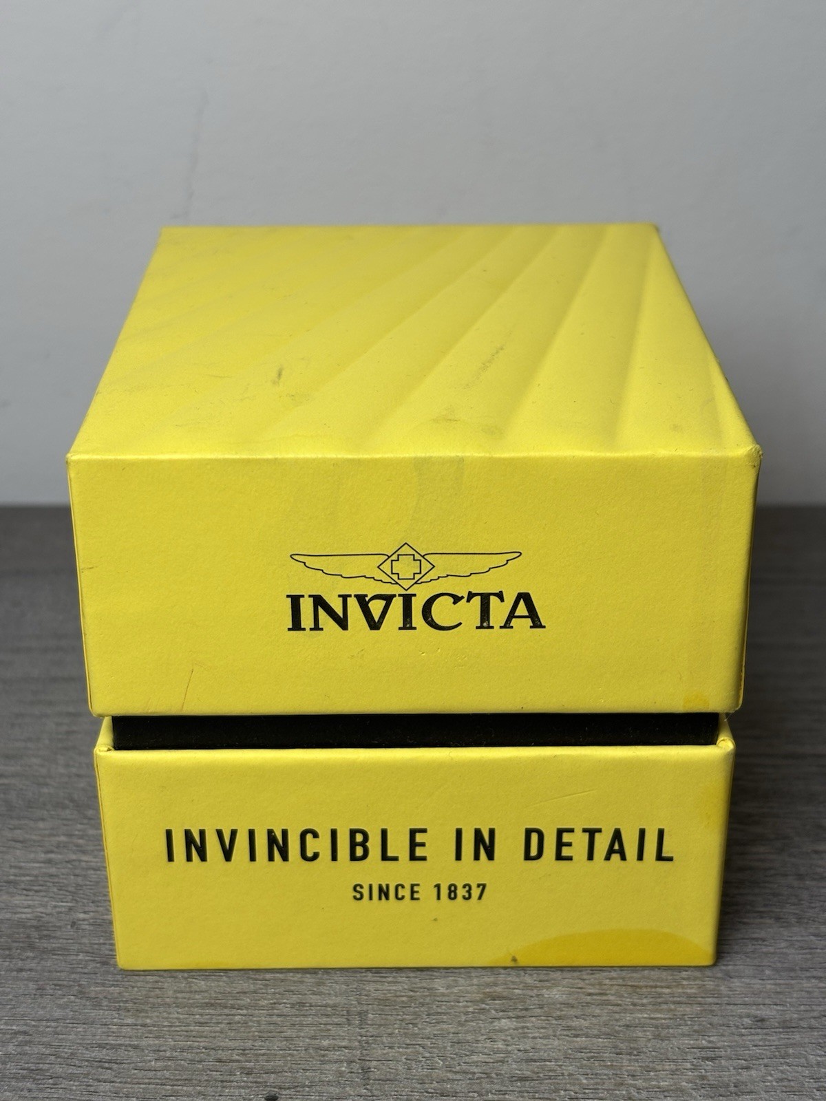 Invicta Men S 25515 Bolt Quartz Chronograph Gold-Plated Stainless Steel Watch