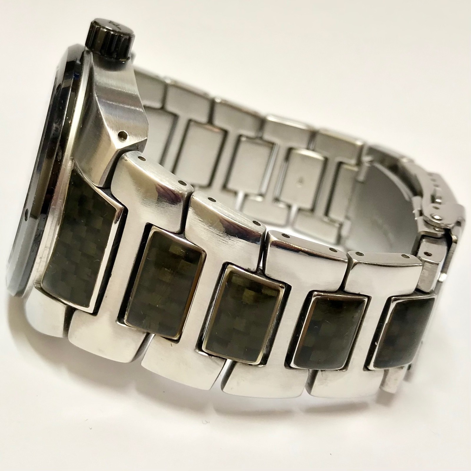 Adriatica A8206.517.2 men’s watch carbon/steel sapphire Ronda 517 5ATM Swiss