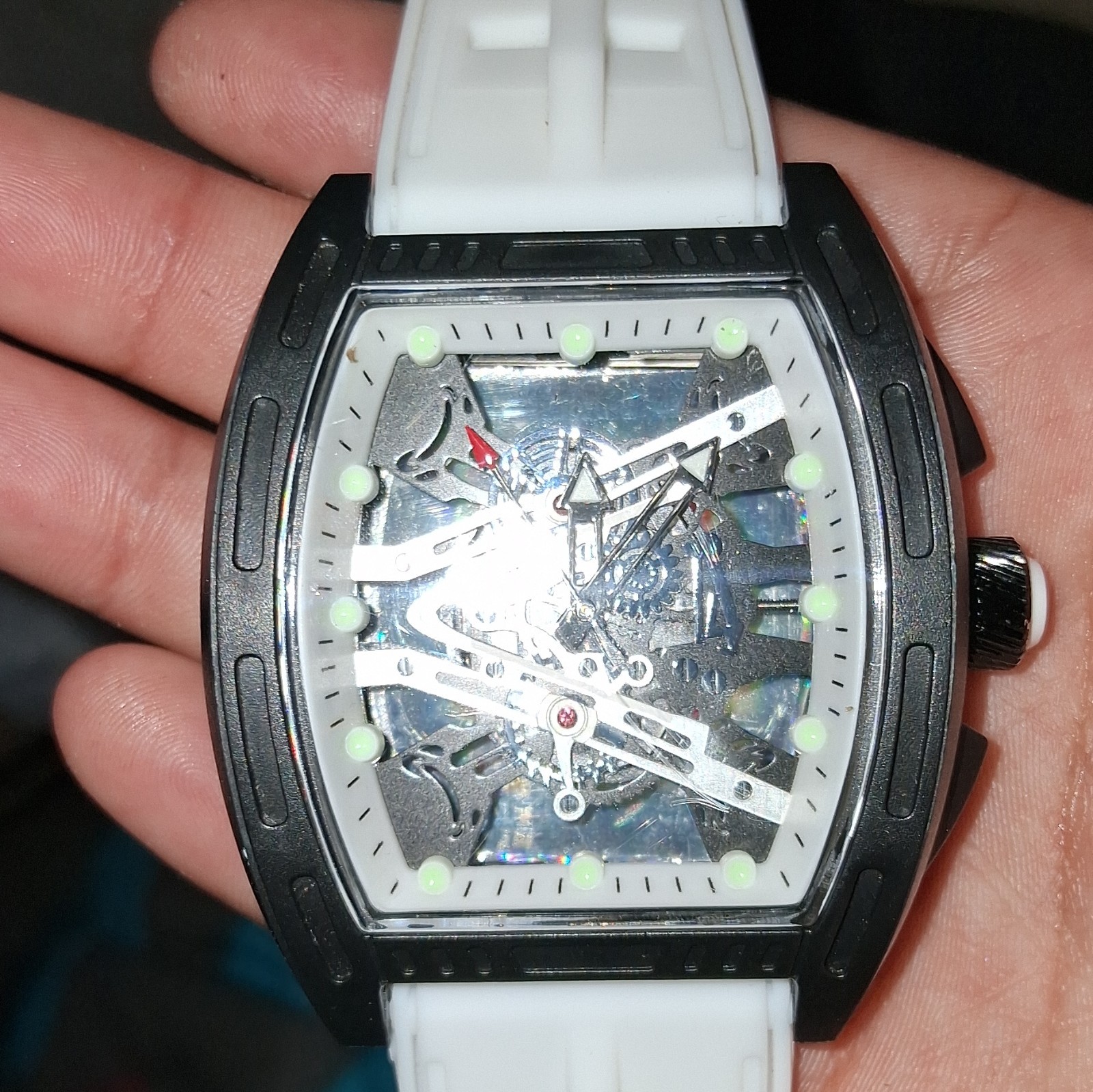 Skeleton Tonneau Analog Wristwatch Black Case White Rubber Strap Luminous