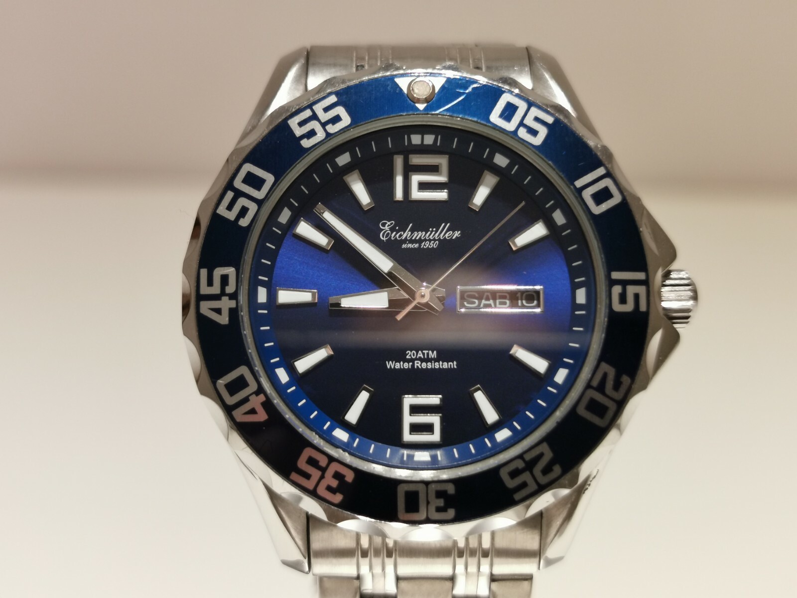 GERMANY DIVER 200m STAINLESS STEEL 43mm MEN’S SWISS QUARTZ WATCH “EICHMULLER”