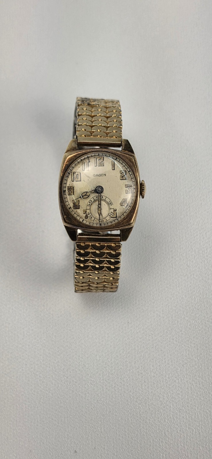 Gruen Cin-O Men’s Vintage 1920s Manual Wind Cushion Watch 22-25.9mm