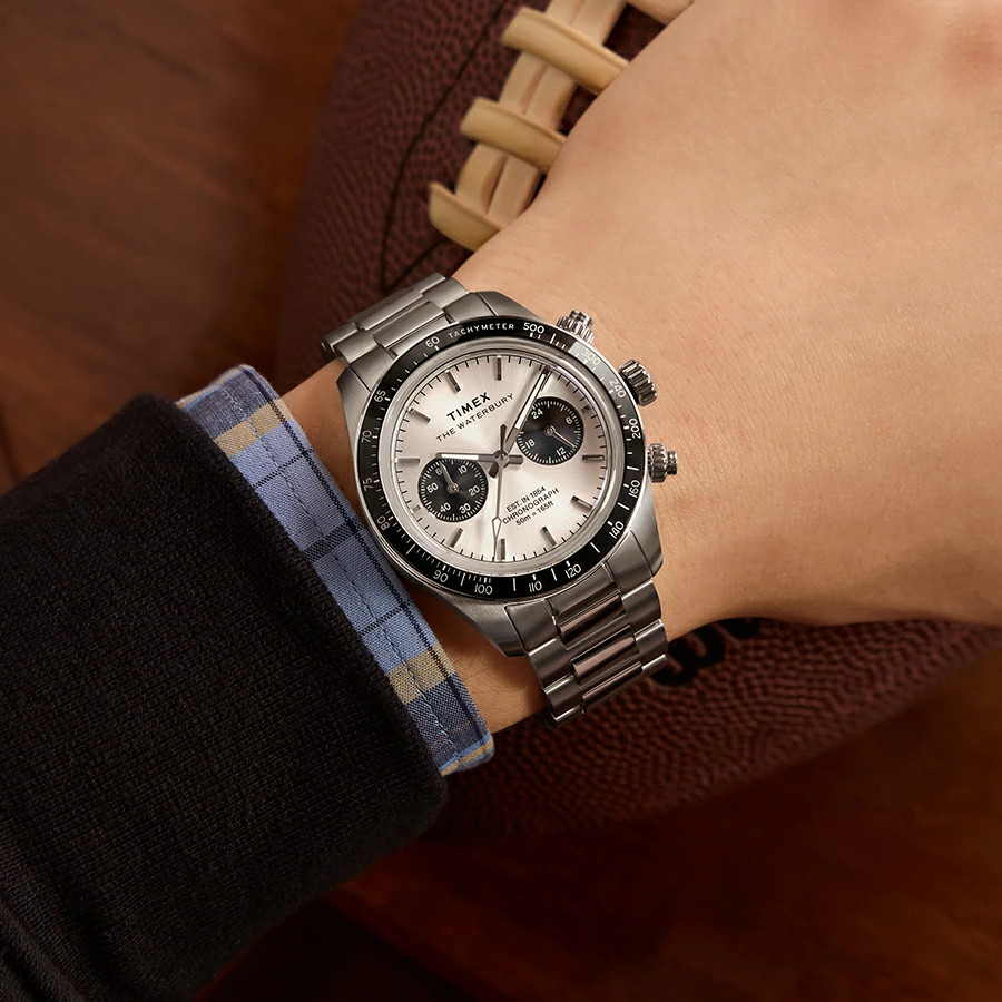 Timex Waterbury Heritage Chronograph 39mm Silver Stainless Steel New R8041060