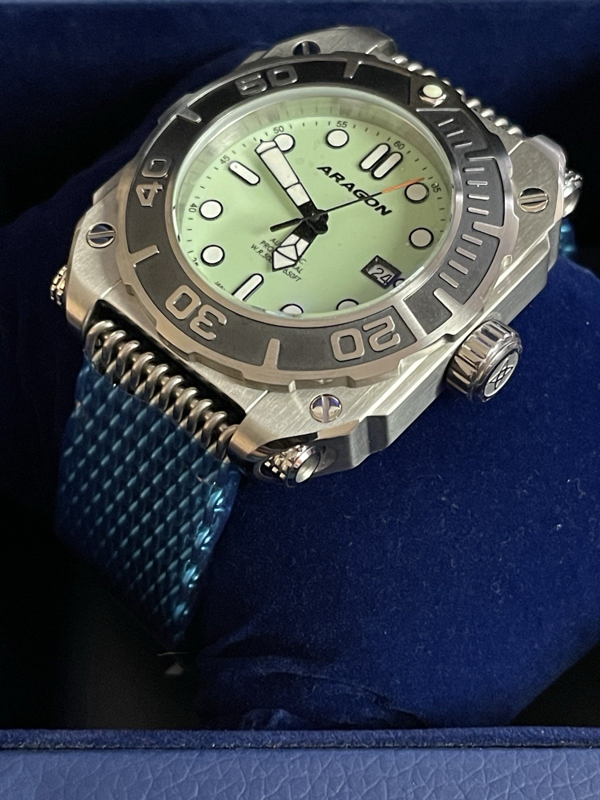 Aragon A661GRN Dive Tank Automatic 48mm