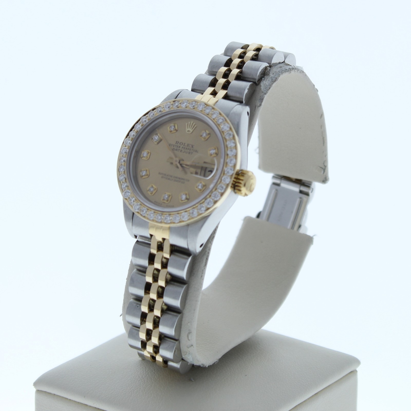 Rolex Lady-Datejust 26mm 69173 Custom Champagne Diamond Dial & Custom 1CT Bezel