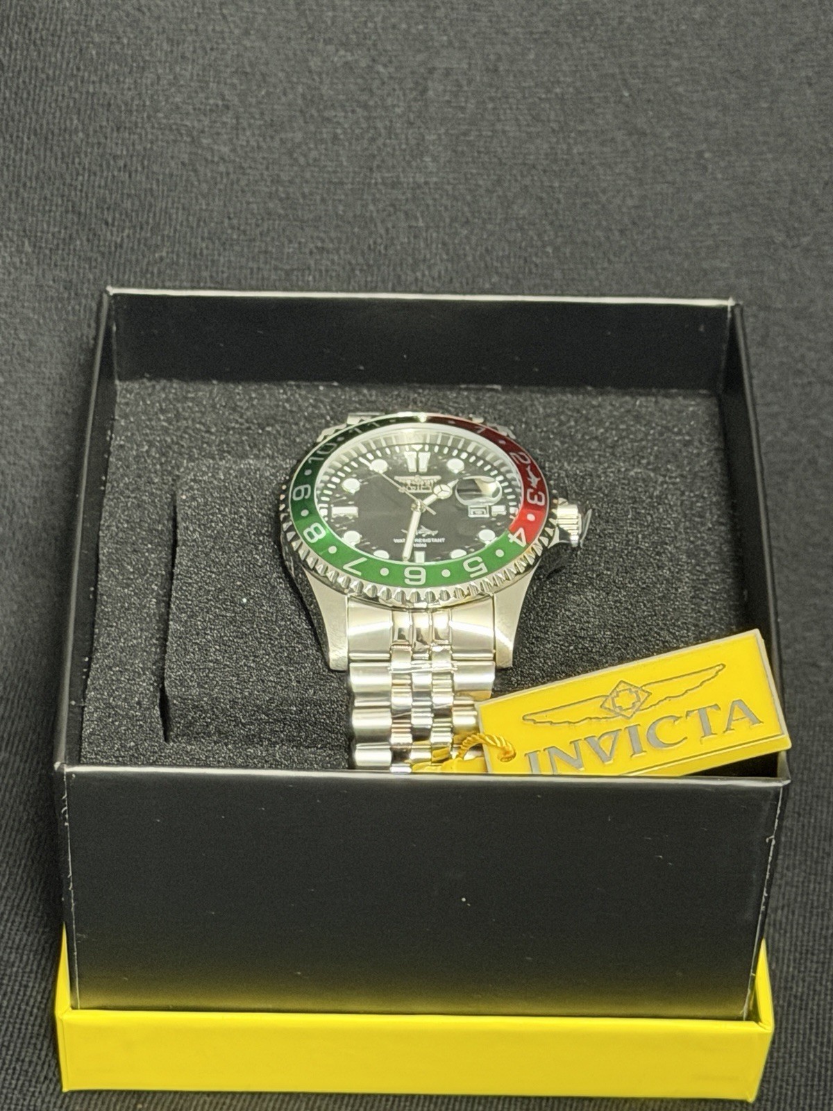 NEW Invicta Men’s Pro Diver Black Dial Red/Green Bezel Watch w/ Steel Band 36851