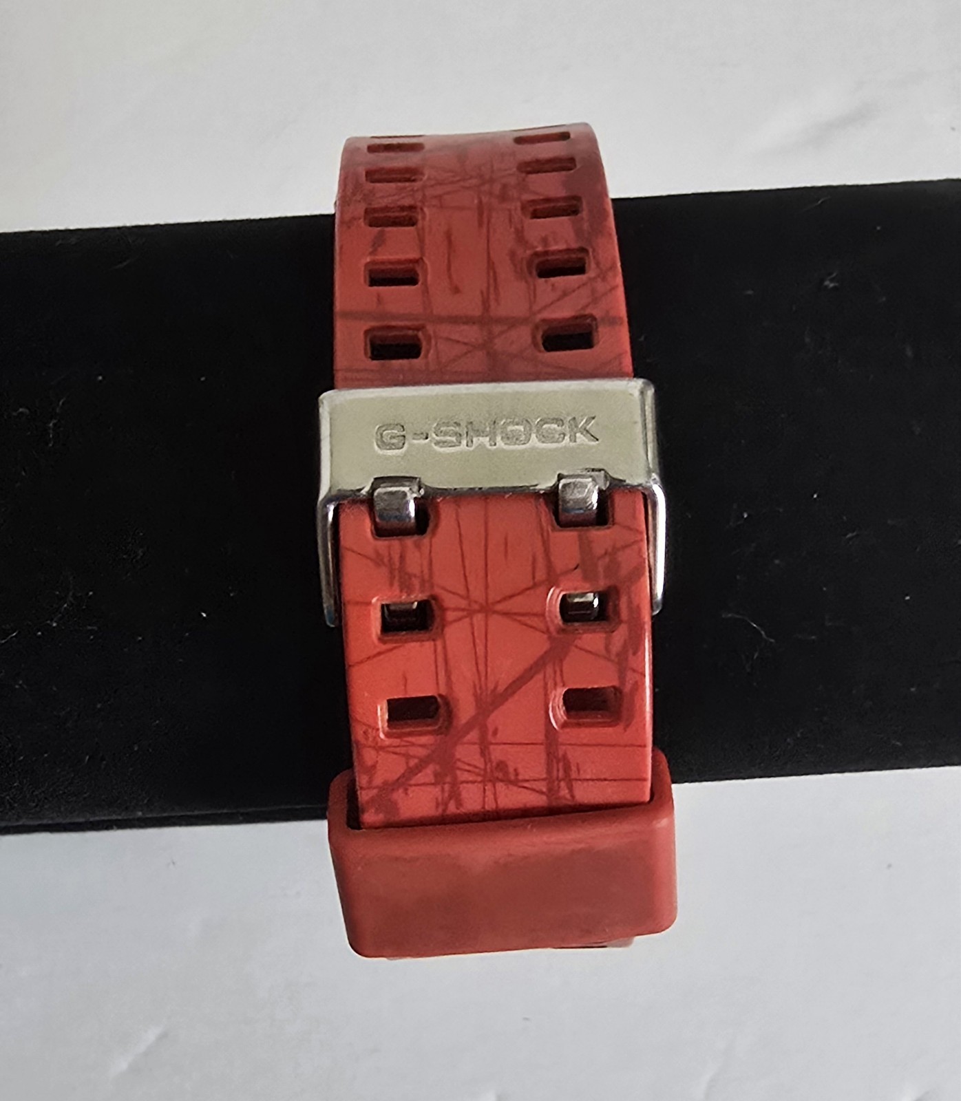 G-Shock GA-110SL Slash Pattern Quartz Unisex Watch Red Resin Band 51mm