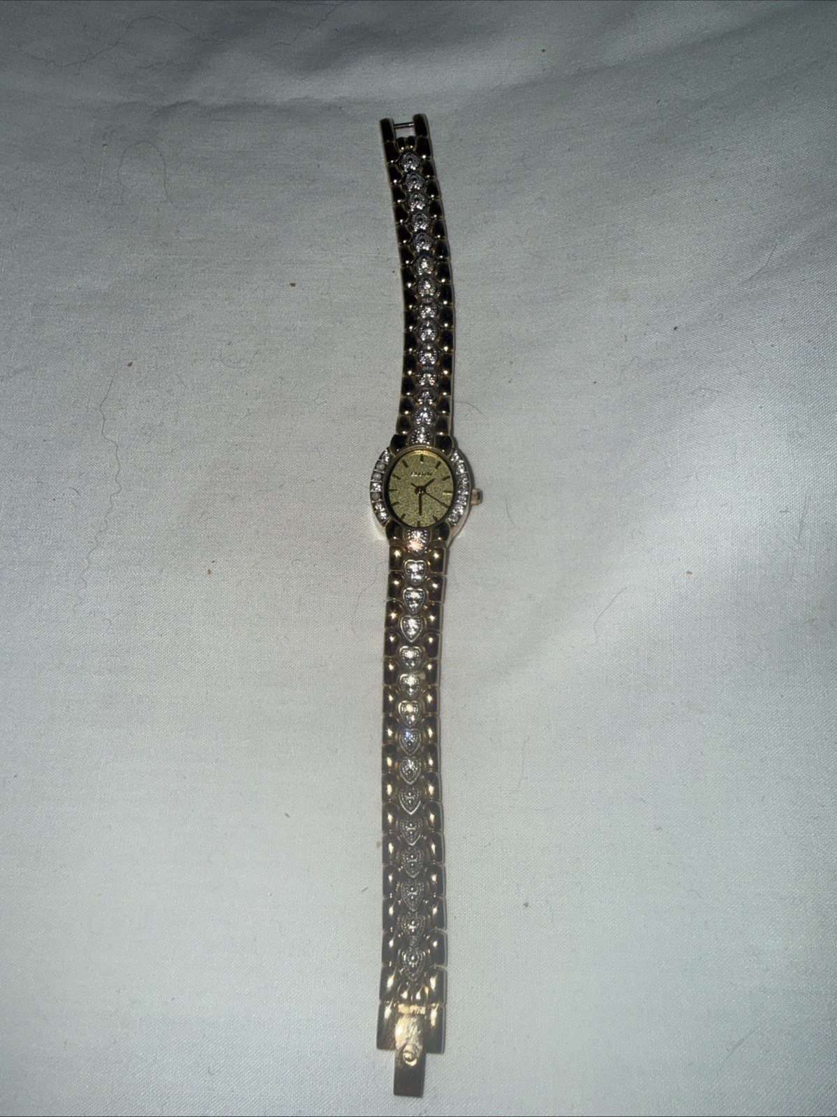Ladies Elgin Heart Watch With Faux Diamonds A1