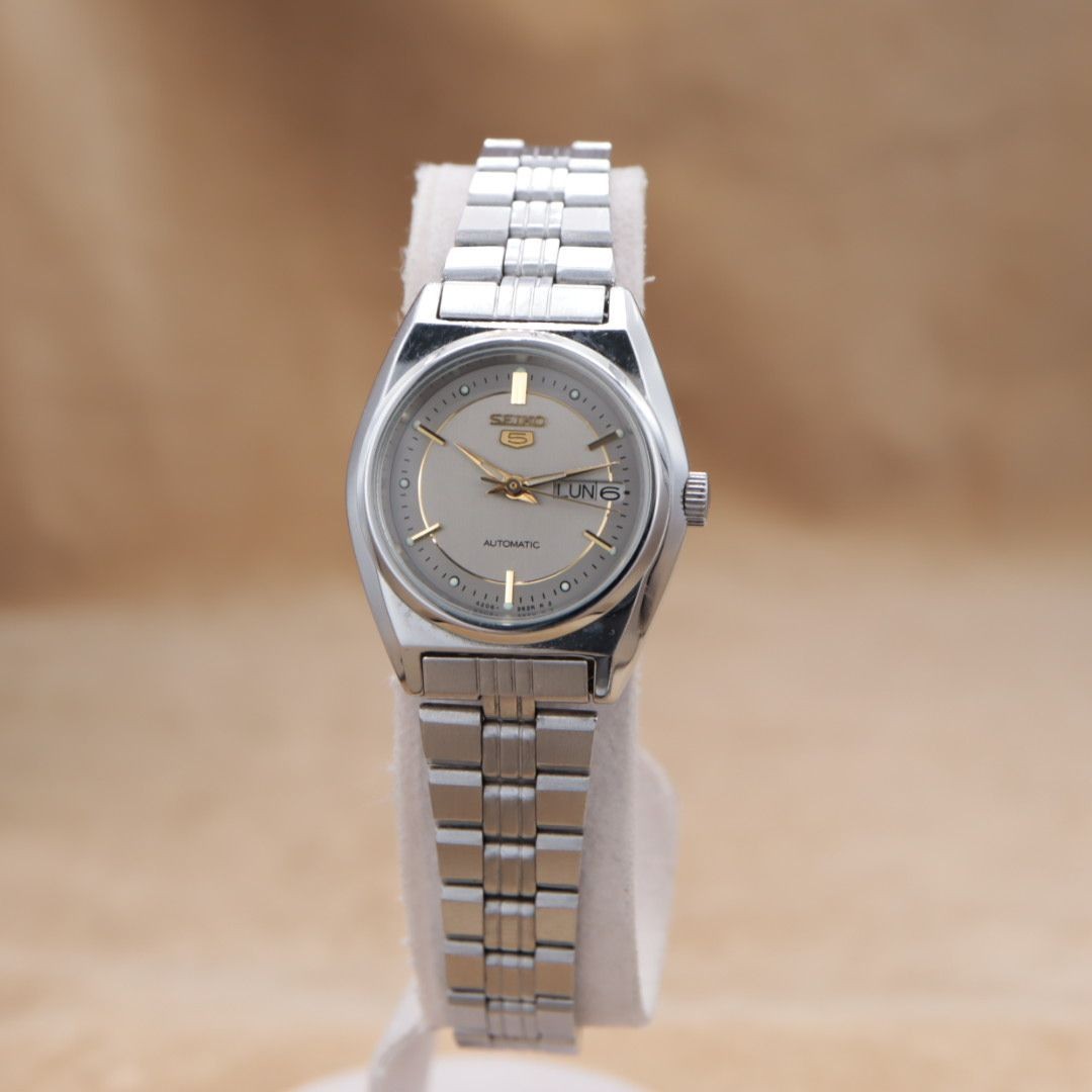 Seiko 5 AUTOMATIC 4206 0460 Women s Vintage 25mm Made in 1987 From Japan