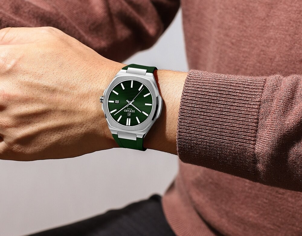 REWARD Men’s Business Luminous Waterproof Leisure Calendar Quartz Wristwatch