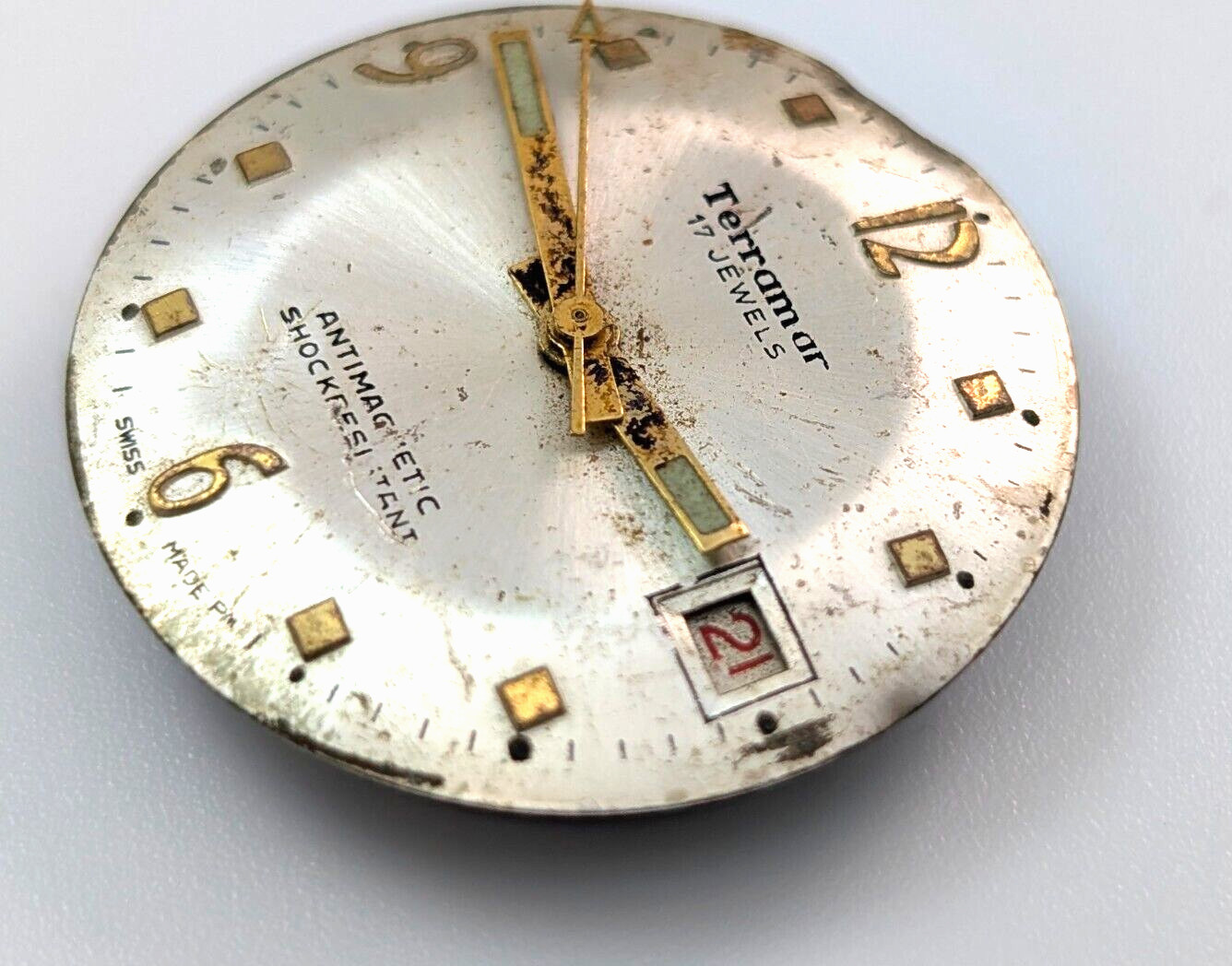 Vintage TERRAMAR Calendar 17j Arrow Sweep 28mm Watch Movement PARTS or REPAIR