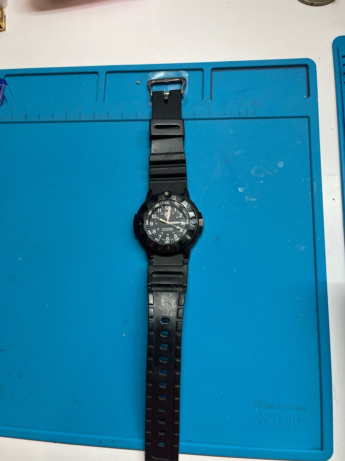 Luminox Navy SEAL 3000/3900 Swiss Quartz Men’s 200M Diver Watch
