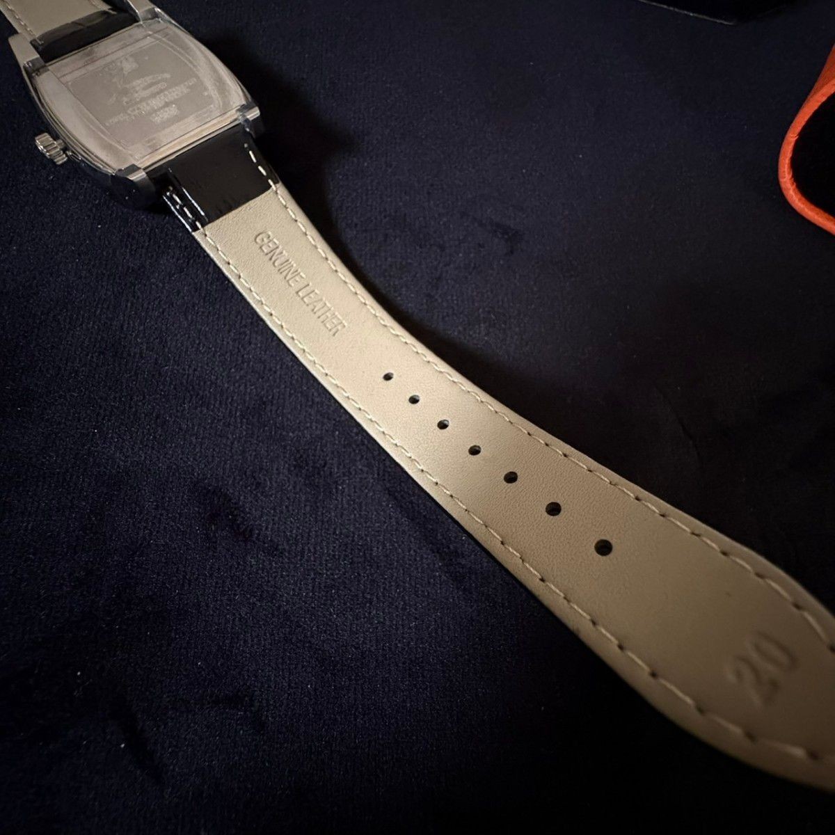 SAN MARCO retro classic tonneau-shaped men’s quartz watch. Stylish design.