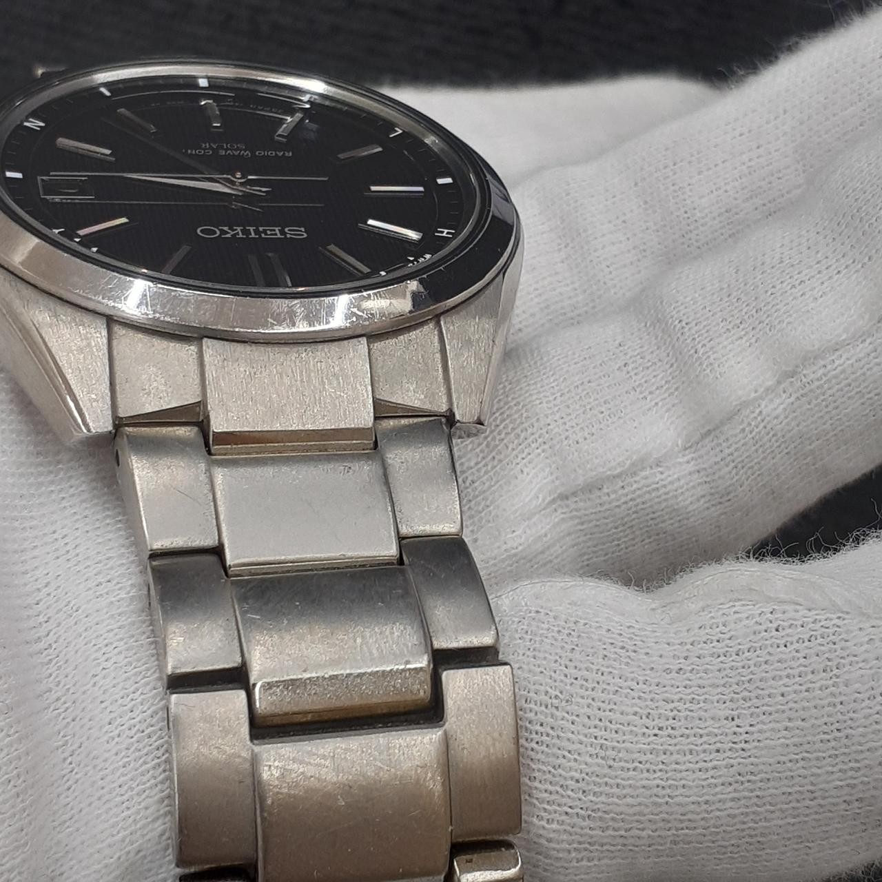Quartz Wristwatch Model Number 7B24 OBHO SEIKO