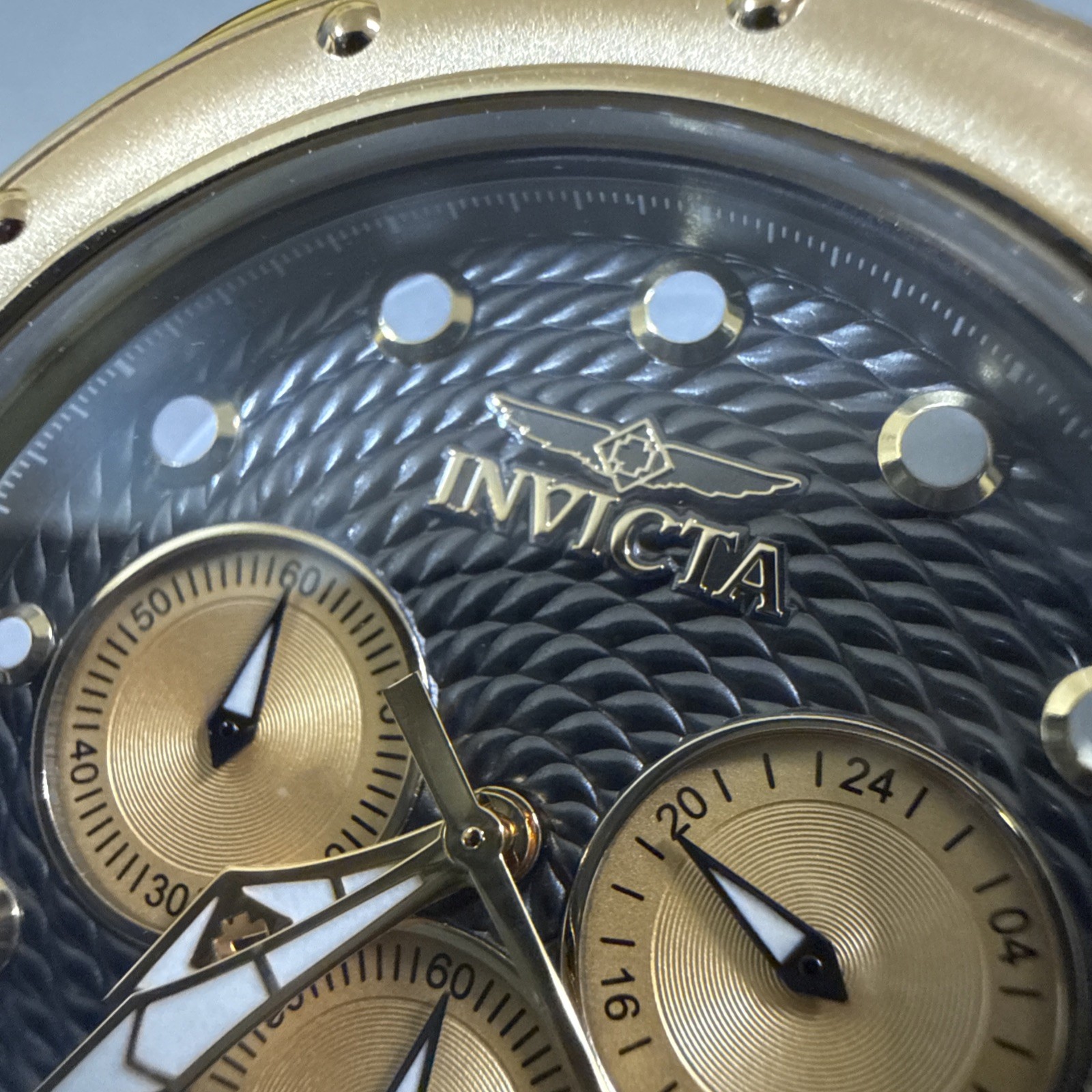 Invicta Bolt Colossus 51 mm, Titanium & Gold Tone, Quartz $699 msrp $409 online