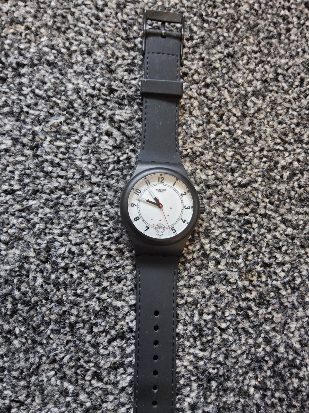 Swatch watch Sistem51 Automatic White Dial Unisex 42MM. Excellent. RRP £200