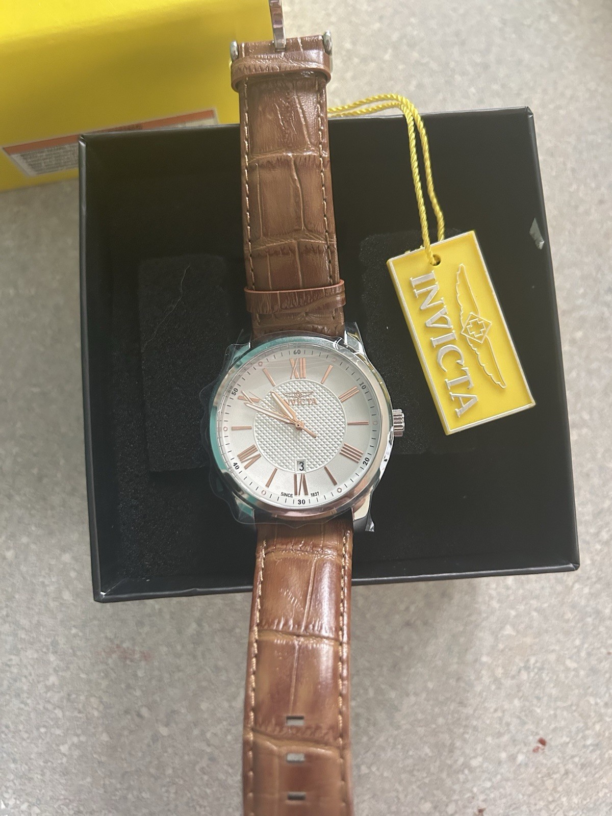 Invicta S. Coifman Men’s Quartz Watch Date Brown Leather Band Box