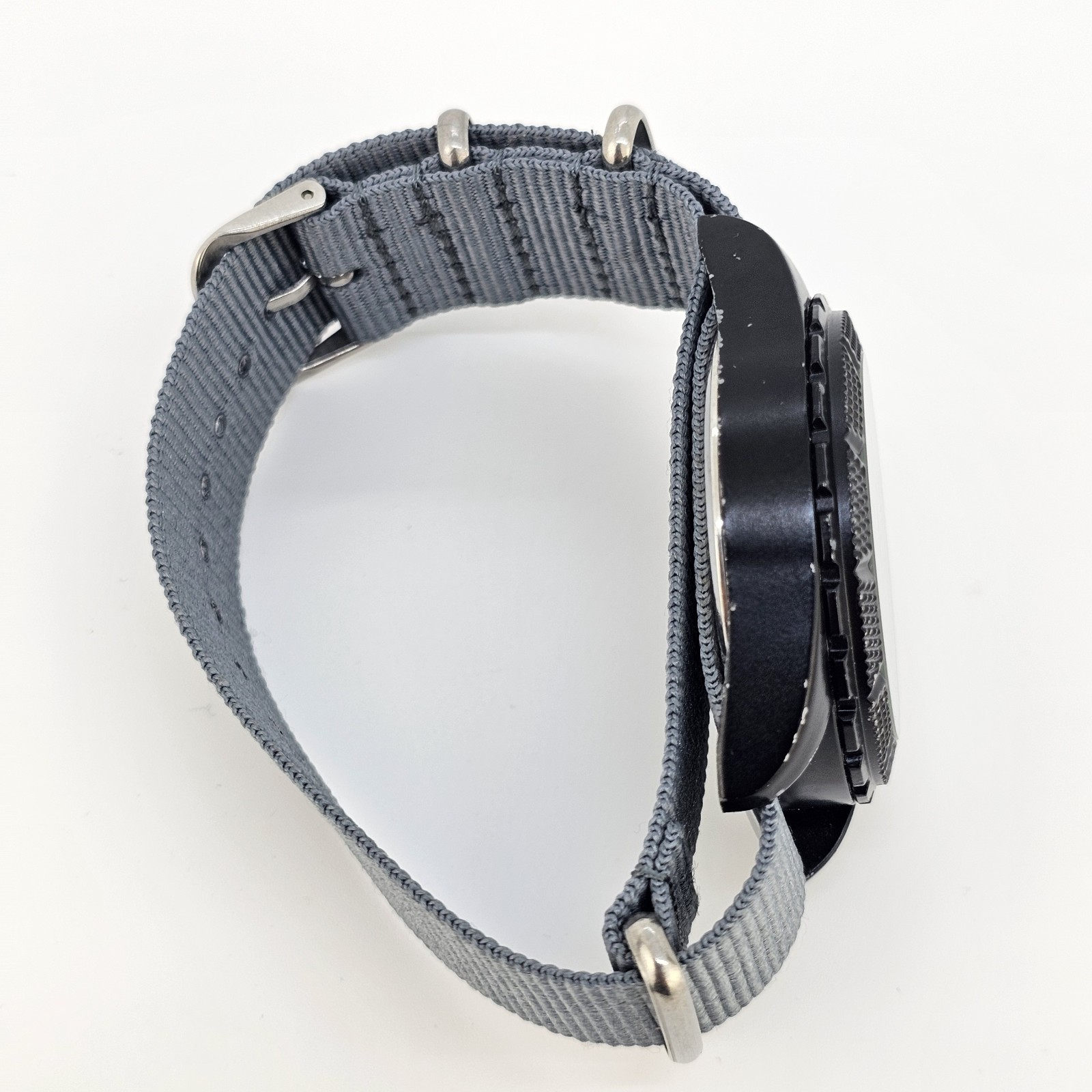 Men’s Watch 44MM Blue Dial New Gray Nylon Band New Battery