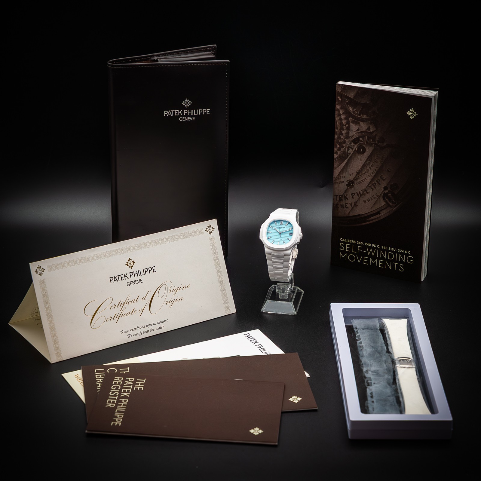 Patek Philippe Nautilus 5711 White Ceramic Roselend Blue AET Remould Complete