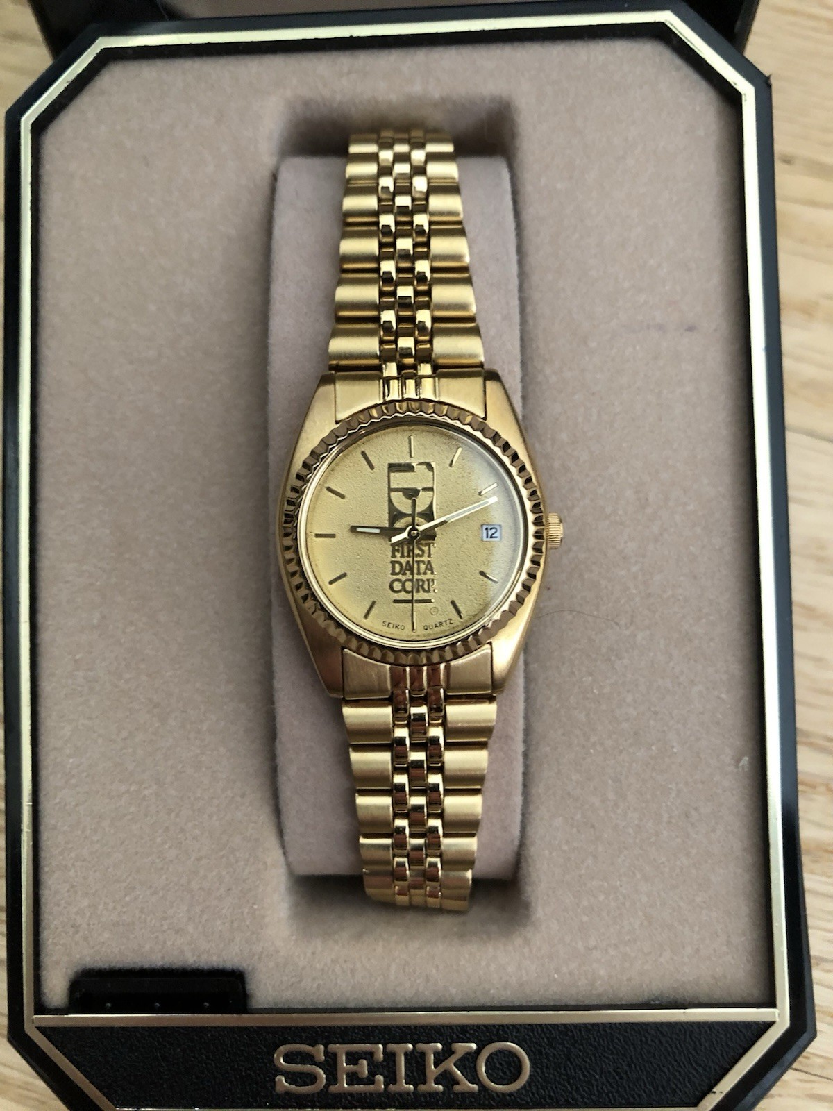 Gold Tone Seiko Bracelet Watch With Anniversary Logo Dial 7N83-0041