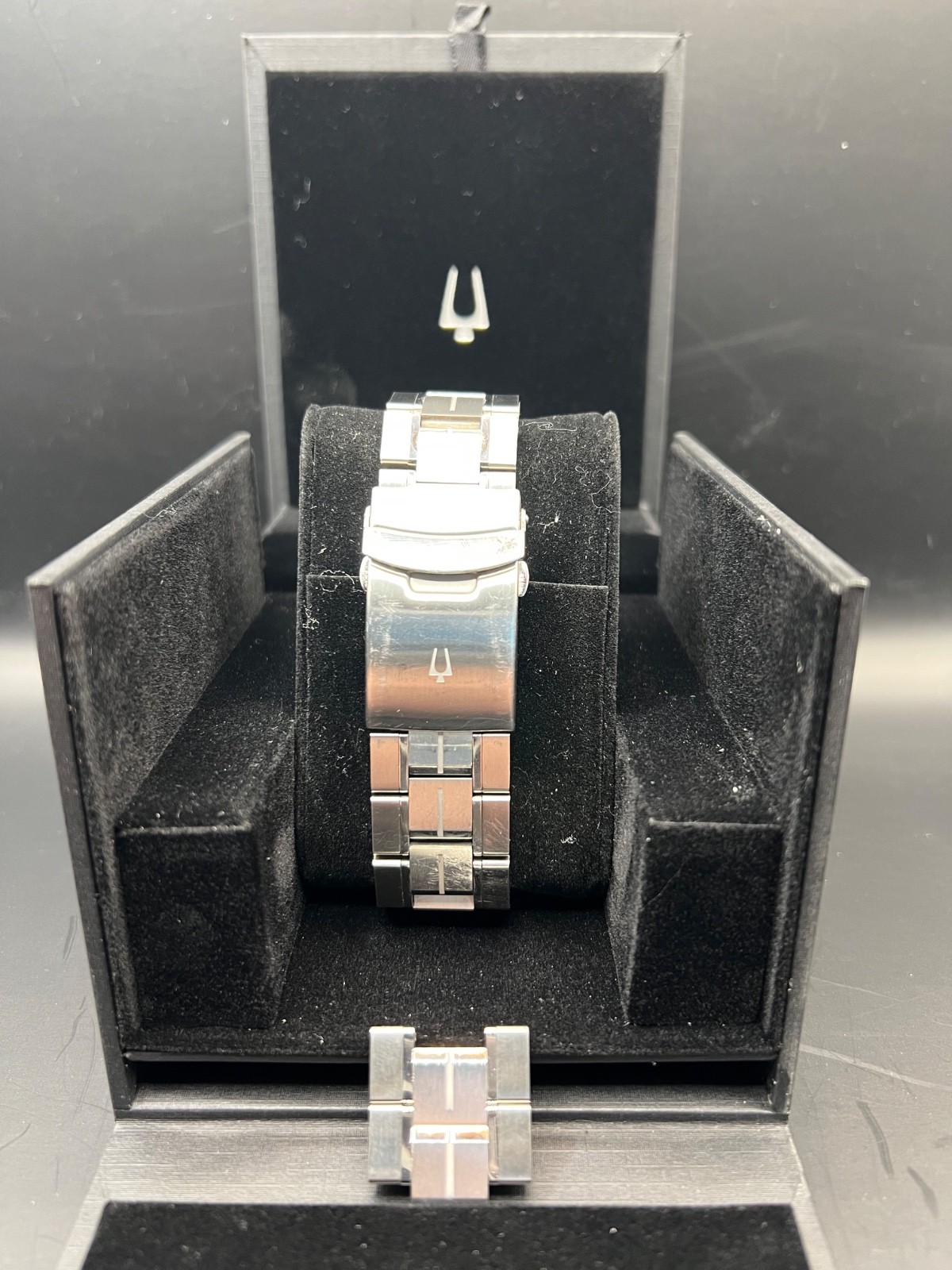 Bulova Precisionist Men’s Chronograph Silver Steel 30ATM 47mm Watch 98B316