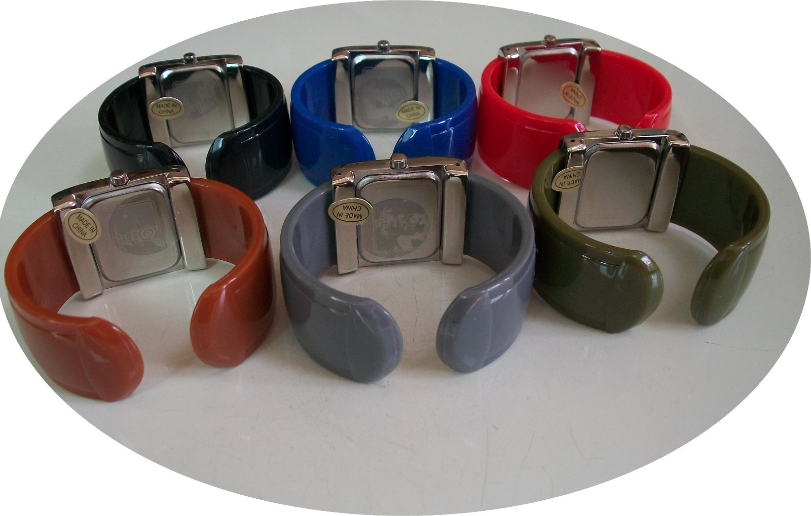 Number Dial Blue, Gray, Black, Red, Brown Plastic Cuff BangleWomen Casual Watch