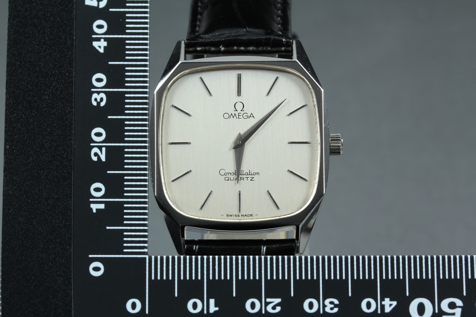 1979 MINT OMEGA Constellation 32mm 191.0014 Quartz Silver Dial Men’s Vintage