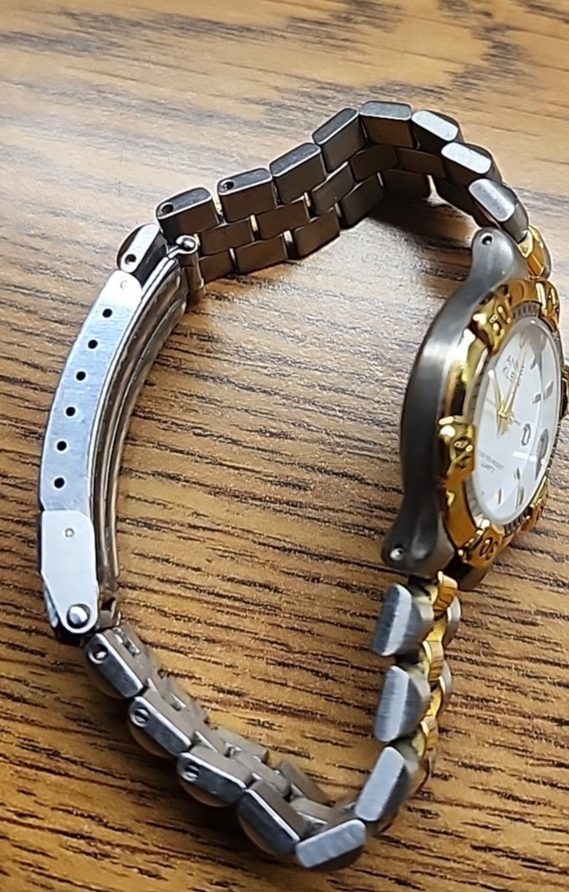 ANNE KLEIN 2 TONE LADIES GOLD FACE DATE WATCH 2 TONE BRACELET BAND UNTESTED