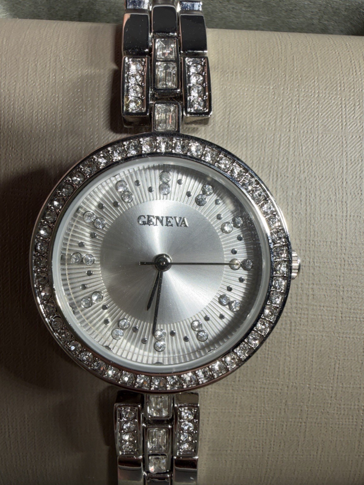 Geneva Silver Tone Crystal Accent Bracelet Watch Quartz Women’s Untested