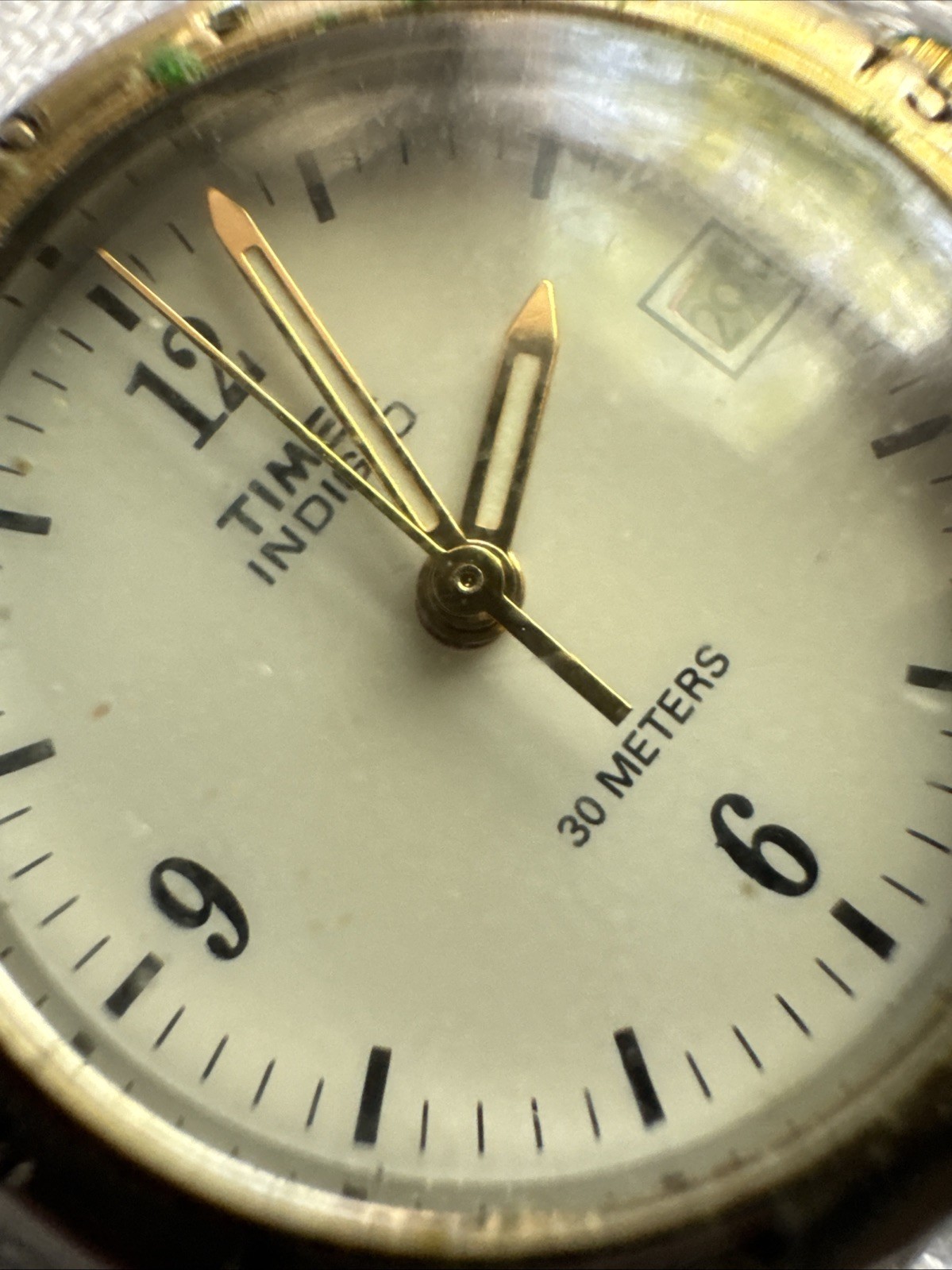 Vintage Untested Timex Indiglo Women’s Watch WR 30 Meters White Face Gold Tone
