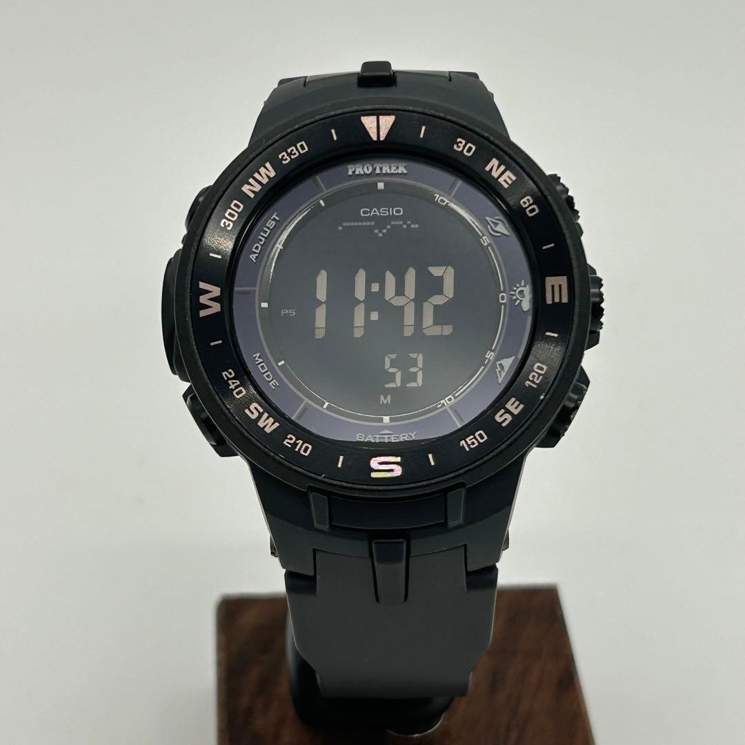 CASIO PRO TREK PRG 330 1JF Wristwatch