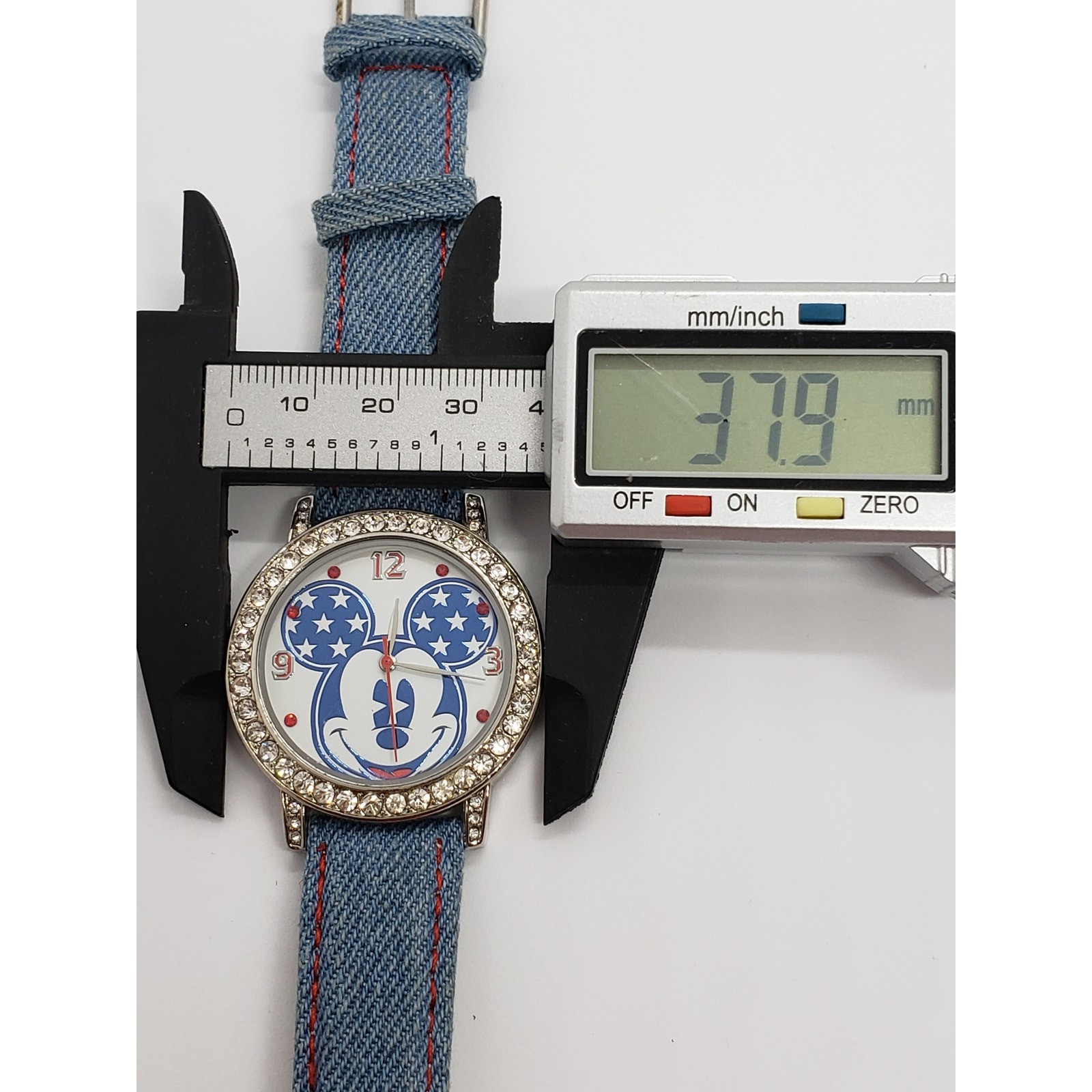 Disney Mickey Mouse watch. Red, White and Blue colors. Working watch. SR626SW