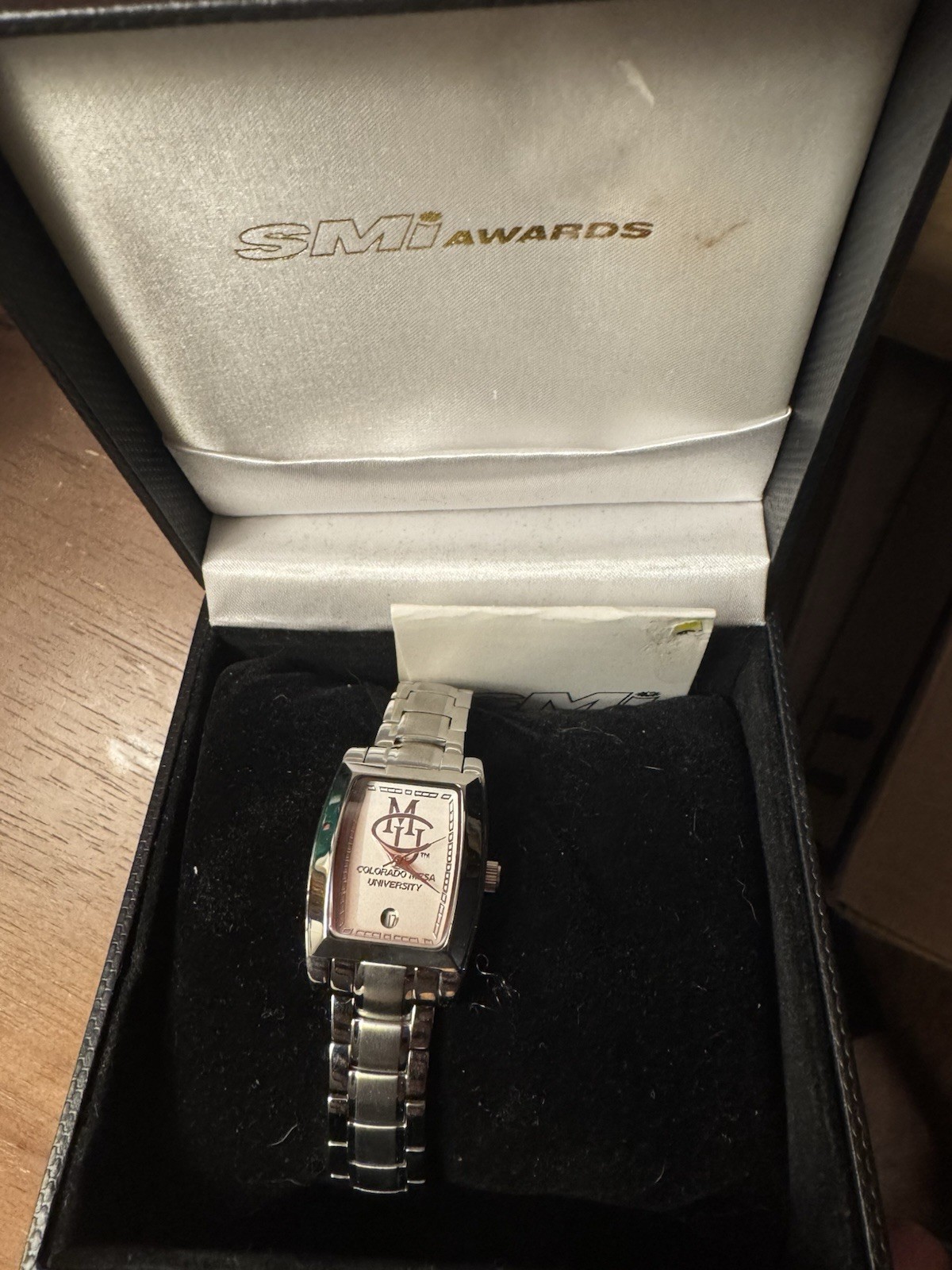 logo watch created by SMi Awards.