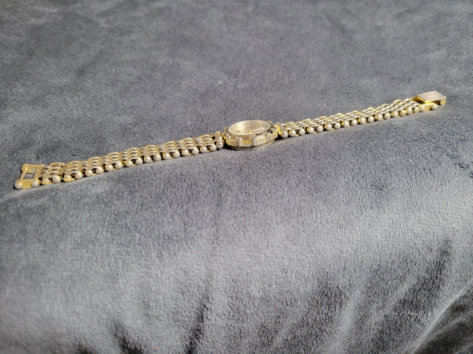 Joan Rivers Classics Women’s Quartz Dress Watch Gold Silver Two-Tone Bracelet