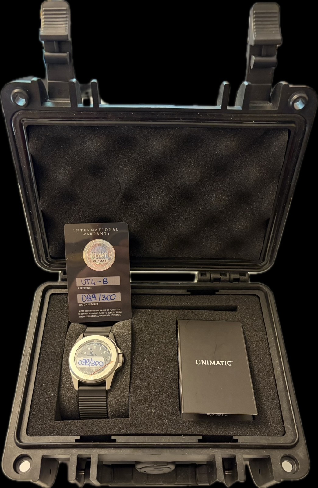 Unimatic Modello Quattro UT4-B edition Number 99 of 300 made with Free Hardcase!