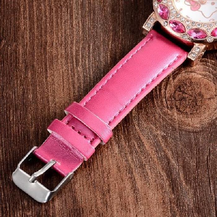 Superbe Montre Quartz Design Cadran Hello Kitty femme enfant