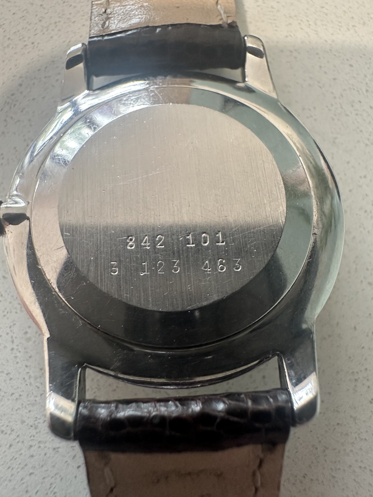 Universal Genève Ref. 842101 Ultra-Thin Manual Wind – Arabic Numeral Dial