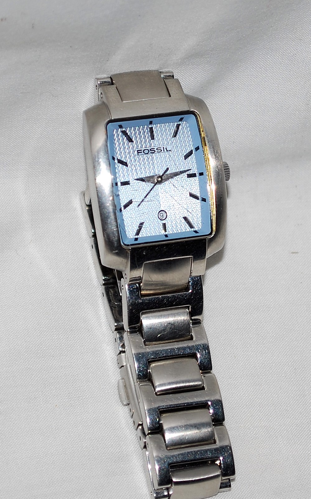 Fossil F2 Model ES-1235 ~ Sky Blue Wrist Watch ~ New Battery ~ FREE Shipping USA