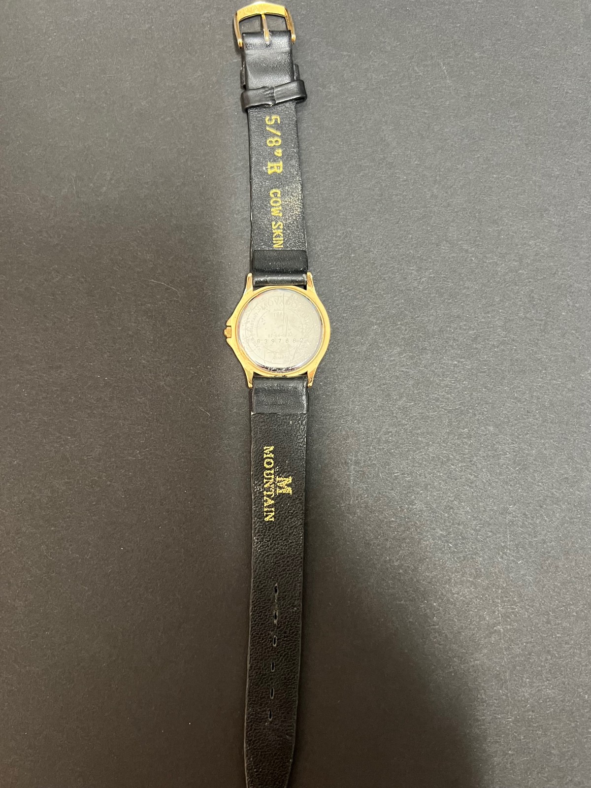Movado 87-E4-0623 Museum Gold Tone Quartz Wristwatch NOT Running for Parts