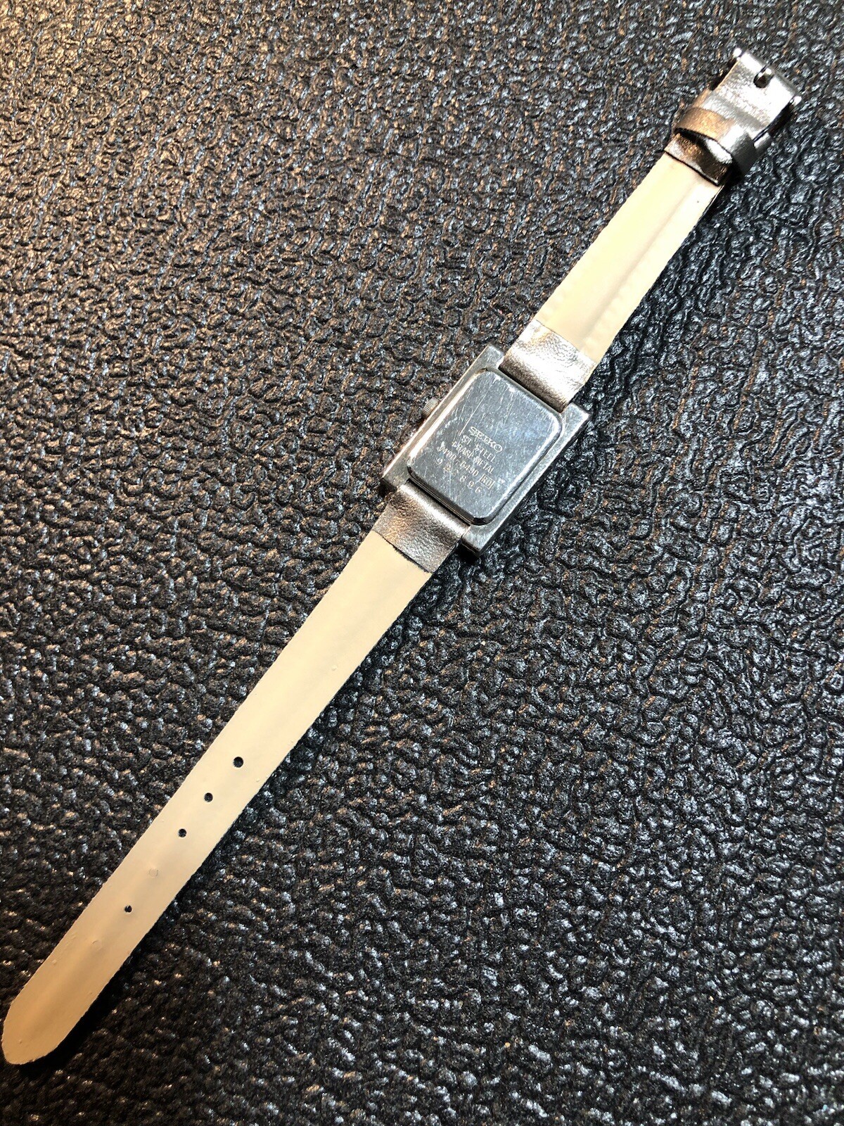 Vintage Seiko Women’s Rectangle Tank Silver Tone V400 Watch New Band/Battery