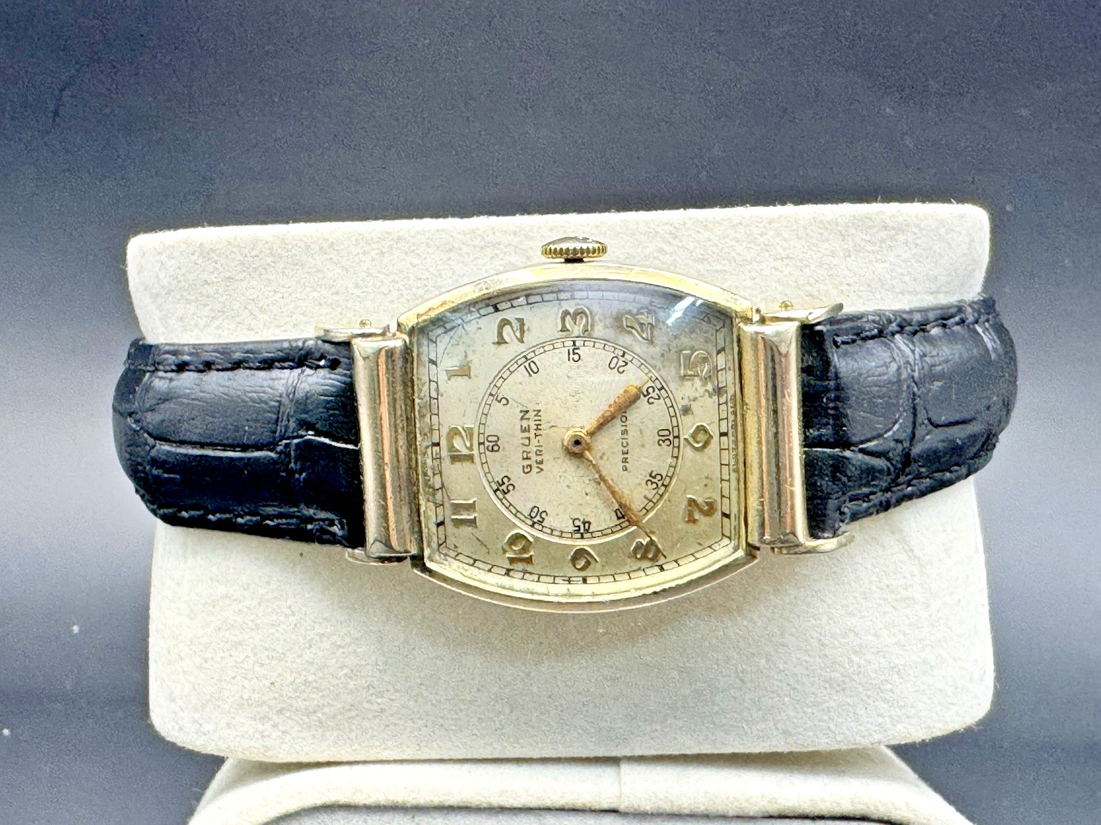 Gruen Doctor’s Precision Watch in a Barrel Shape