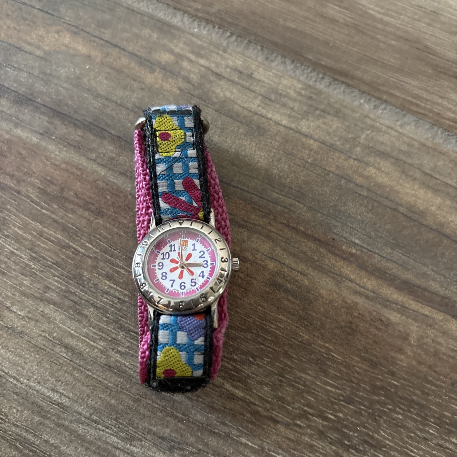 Kids Timex TMX K7 Round Flower Pink Purple Dial Silvertone 3D Poly Band Watch 9e