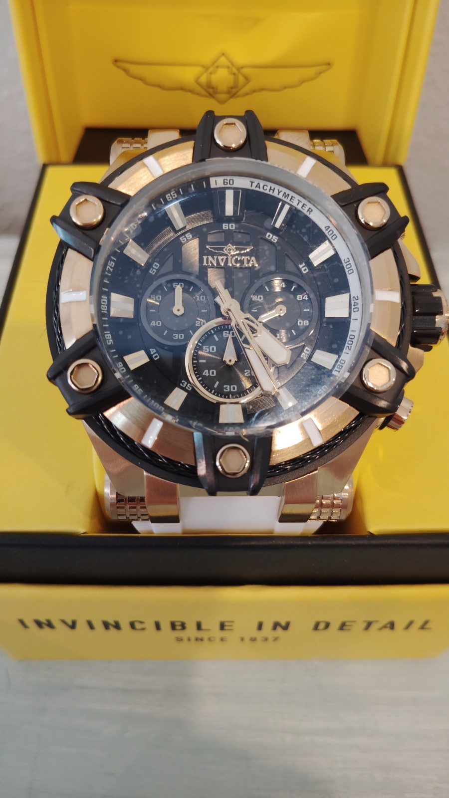 Invicta Bolt Surge Men’s Quartz Chronograph Tachymeter Black 52mm Dial