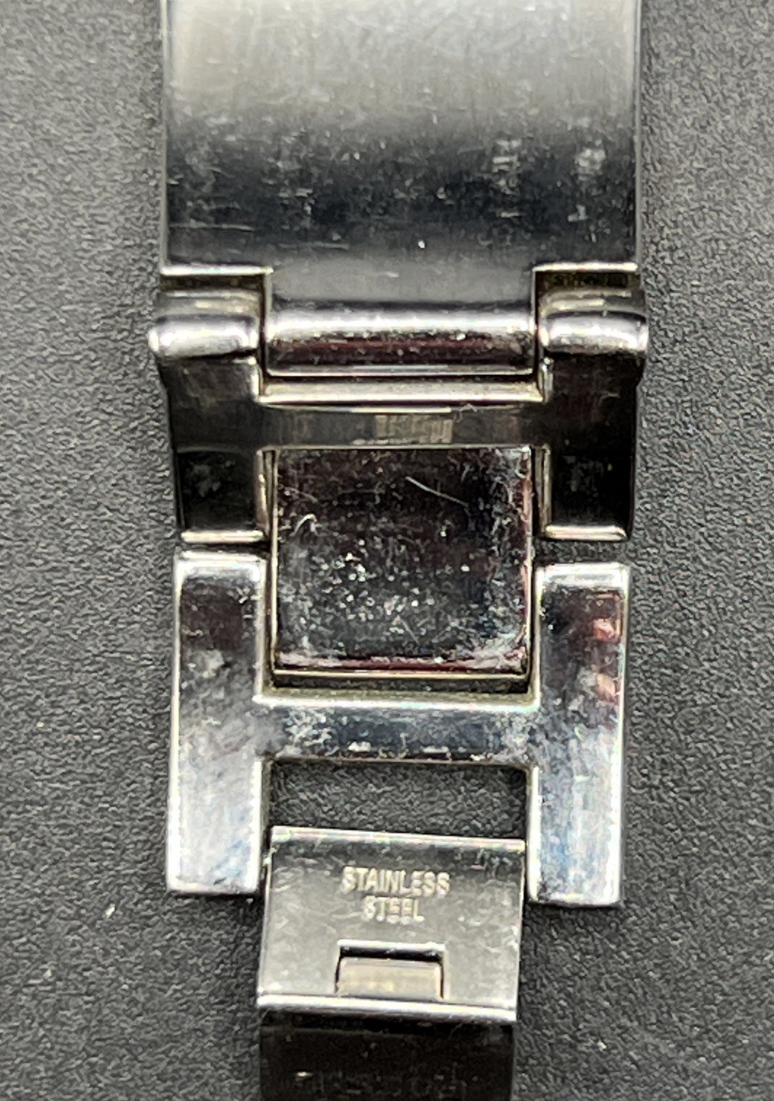 Fossil ES-2763 Women’s Watch Silver Tone Floral Bracelet 30mm Quartz Analog