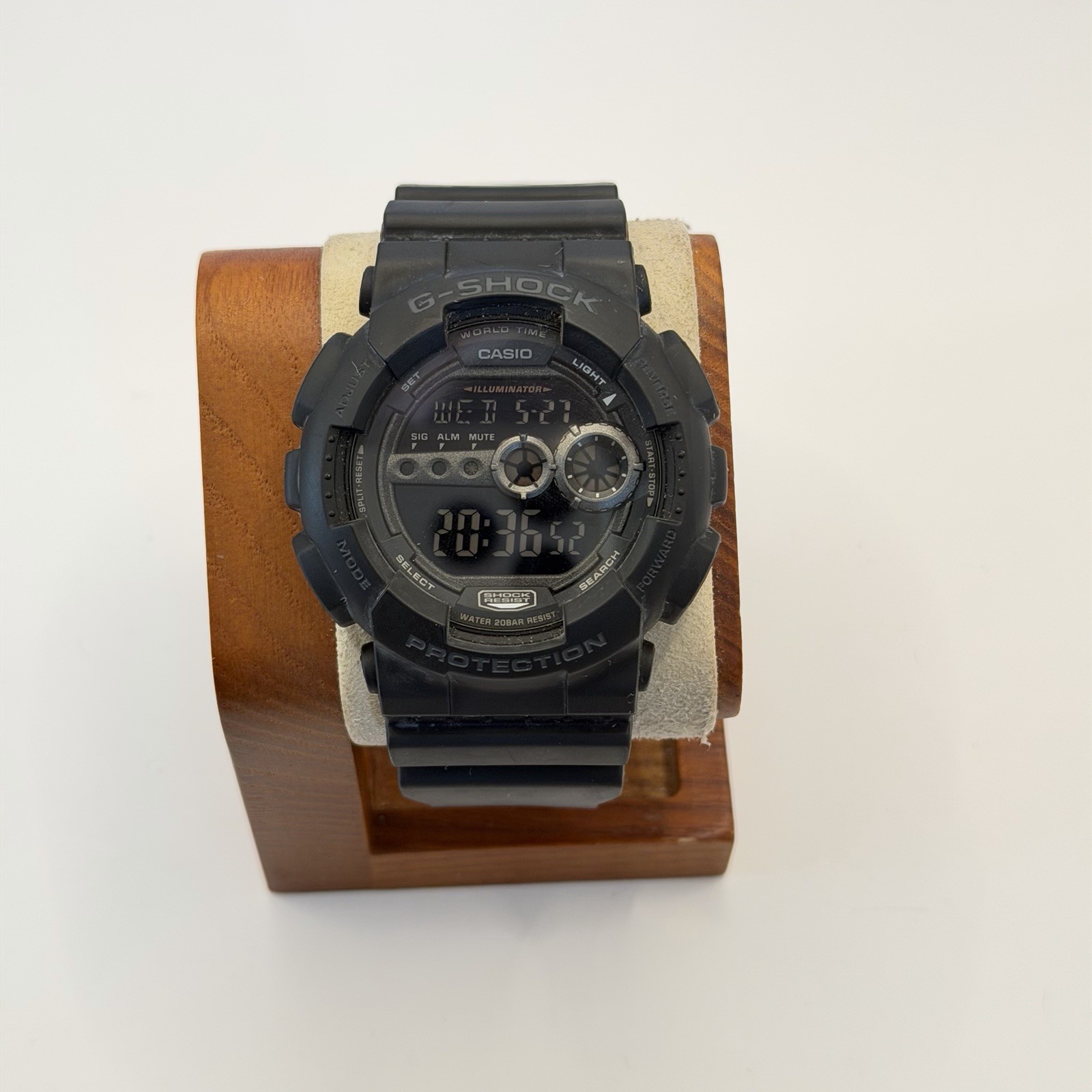 Casio G-Shock GD100-1B black resin digital watch, Very Good