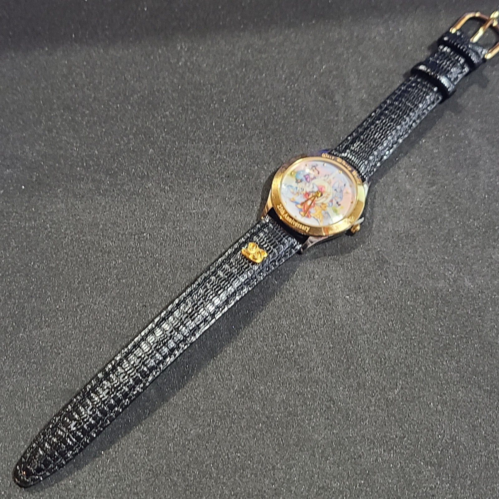 Disney World 25th Anniversary Watch Mickey Friends Ready To Wear | See V